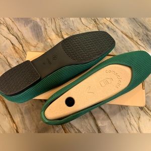 BRAND NEW - Vivaia Margot 2.0 Forest Green US Size 11 / EU 43 (Never been worn)